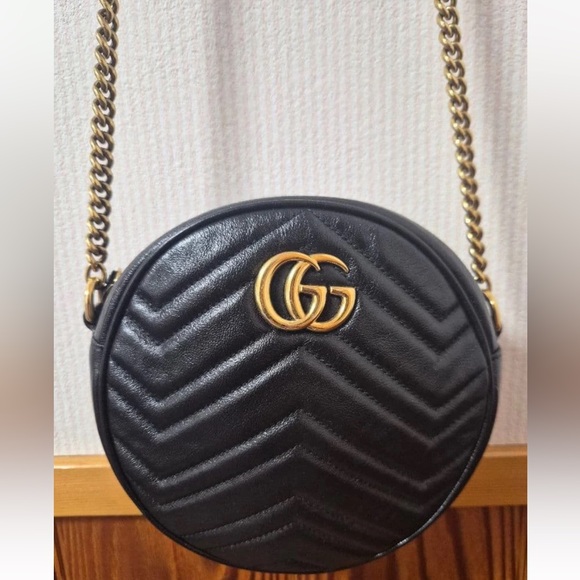 Gucci Handbags - Gucci Black Chevron Leather Crossbody Bag